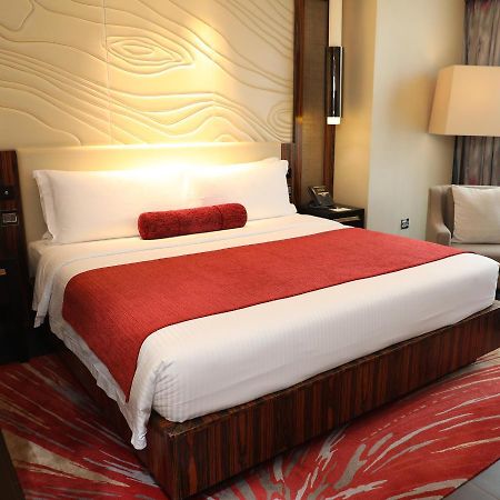 Winford Resort And Casino Манила Экстерьер фото