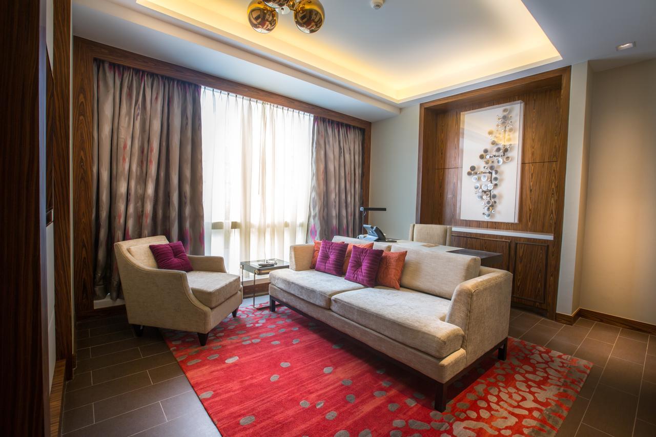 Winford Resort And Casino Манила Экстерьер фото