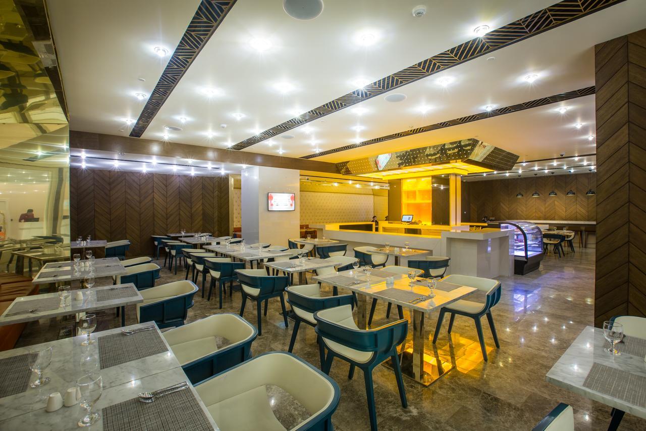 Winford Resort And Casino Манила Экстерьер фото