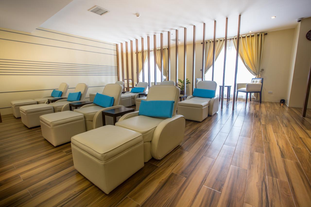 Winford Resort And Casino Манила Экстерьер фото