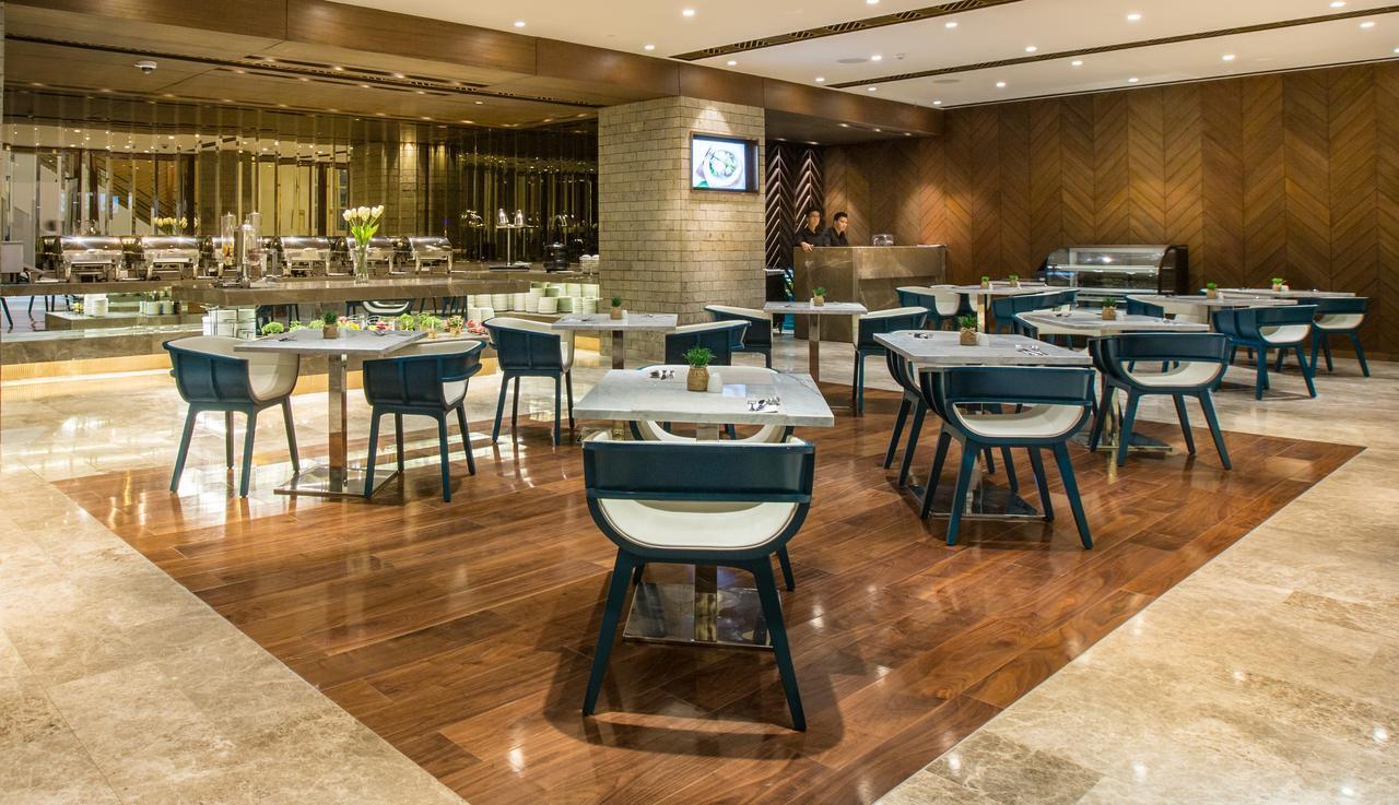 Winford Resort And Casino Манила Экстерьер фото