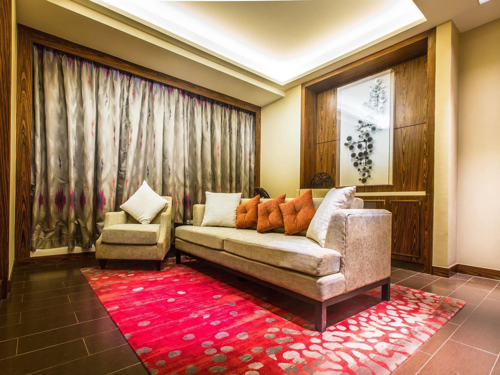 Winford Resort And Casino Манила Экстерьер фото