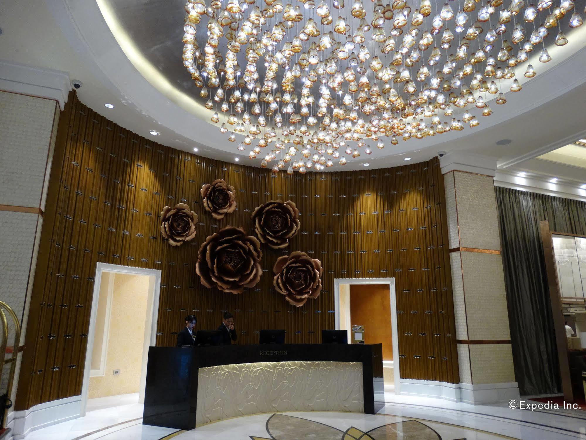 Winford Resort And Casino Манила Экстерьер фото